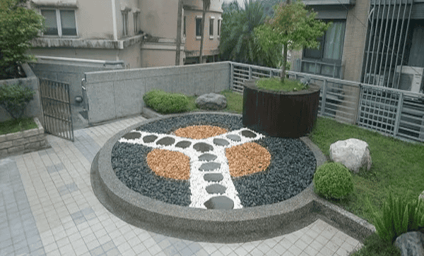 我們或許以為自己在精心照料花園,但實際上,是這些社區園藝空間在滋養我們。